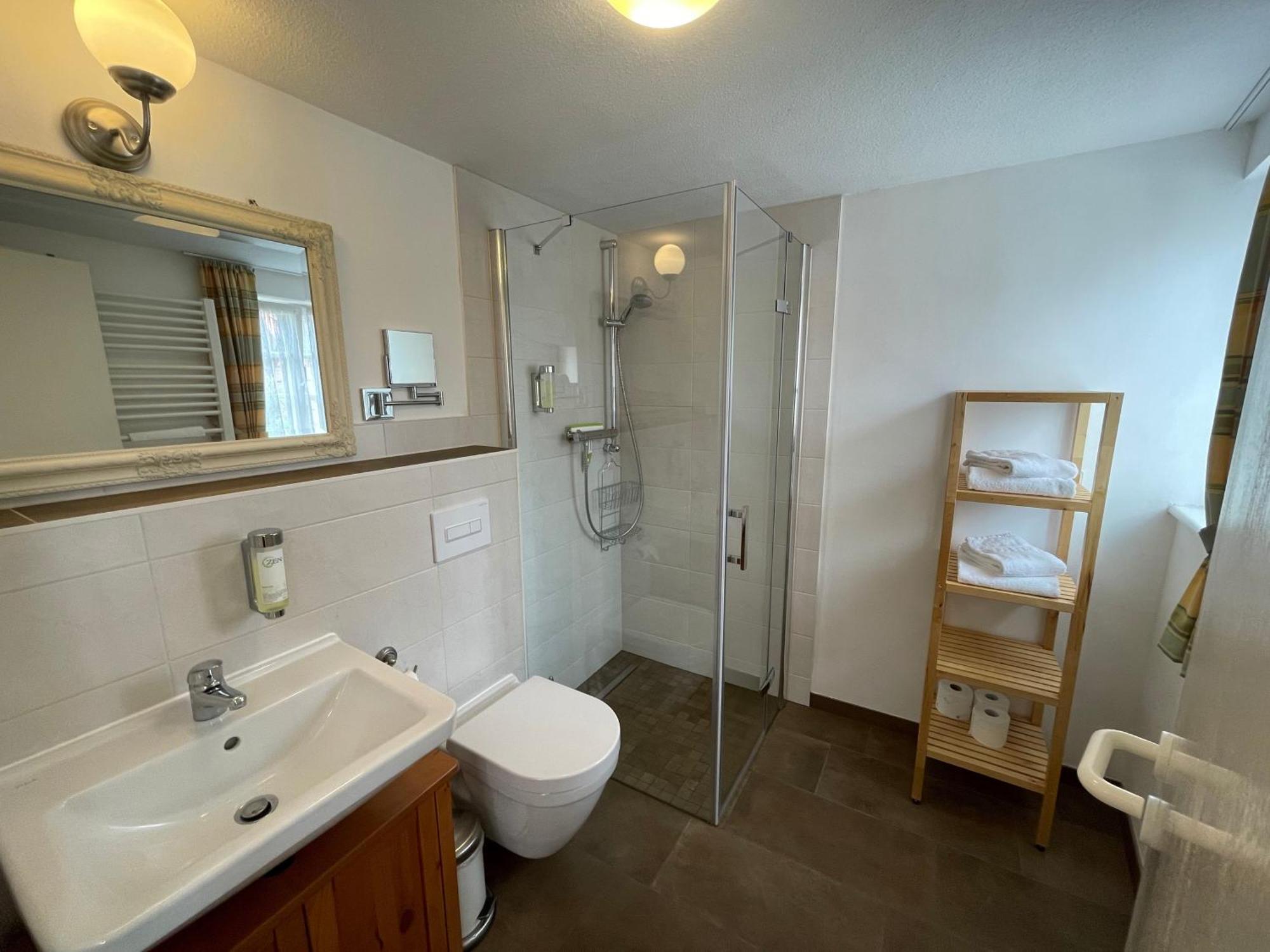 Apartment mit Balkon  Quedlinburg Buitenkant foto